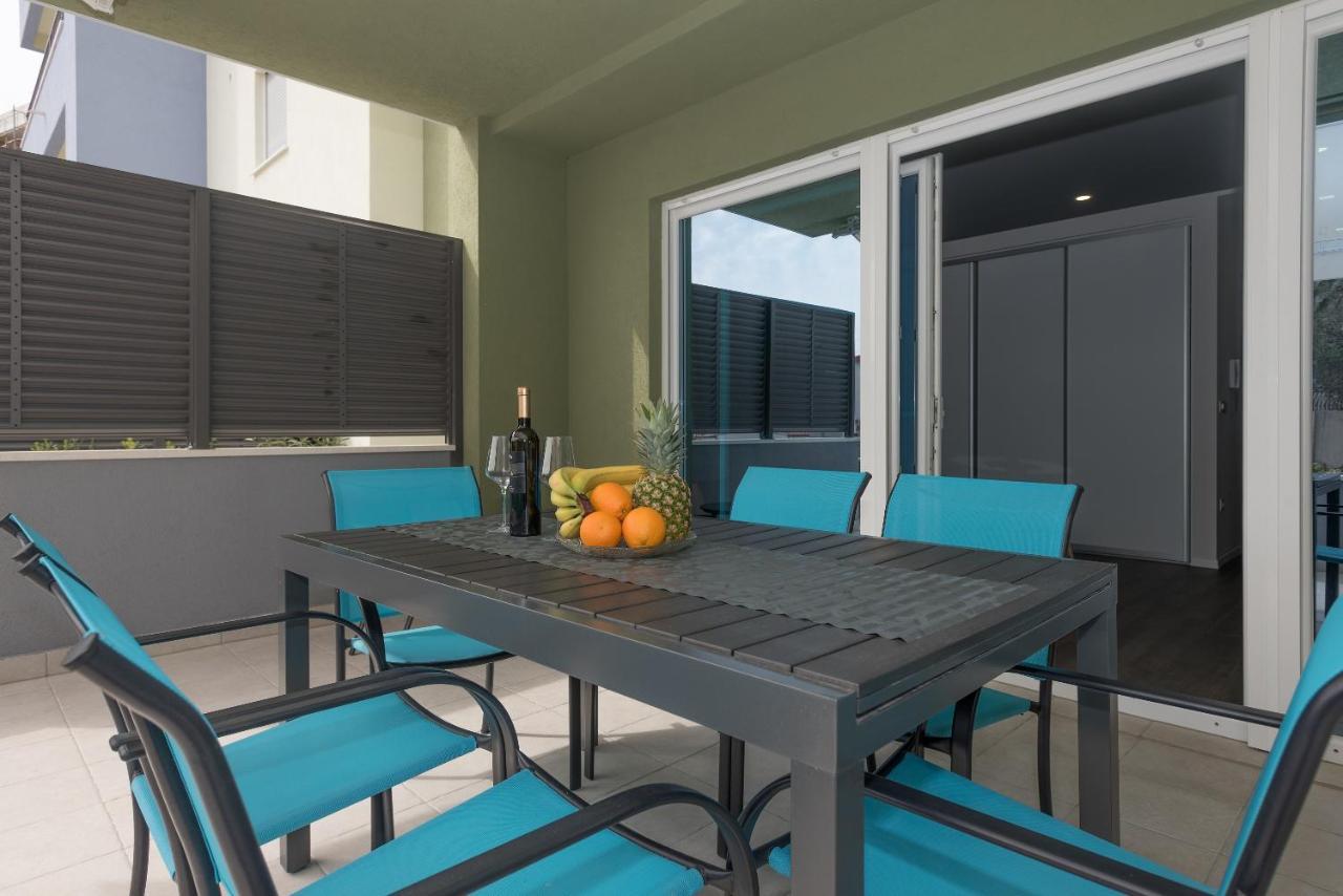 Kati Apartment Макарска Екстериор снимка