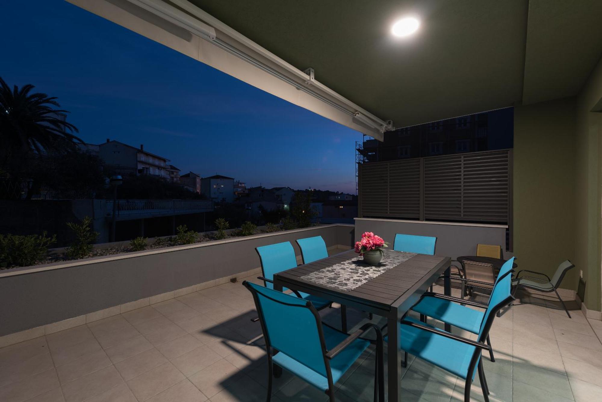Kati Apartment Макарска Екстериор снимка
