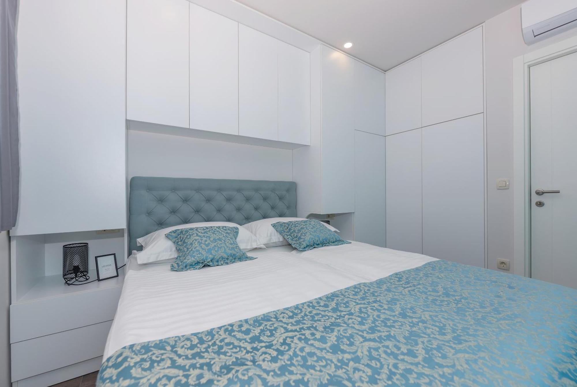 Kati Apartment Макарска Екстериор снимка