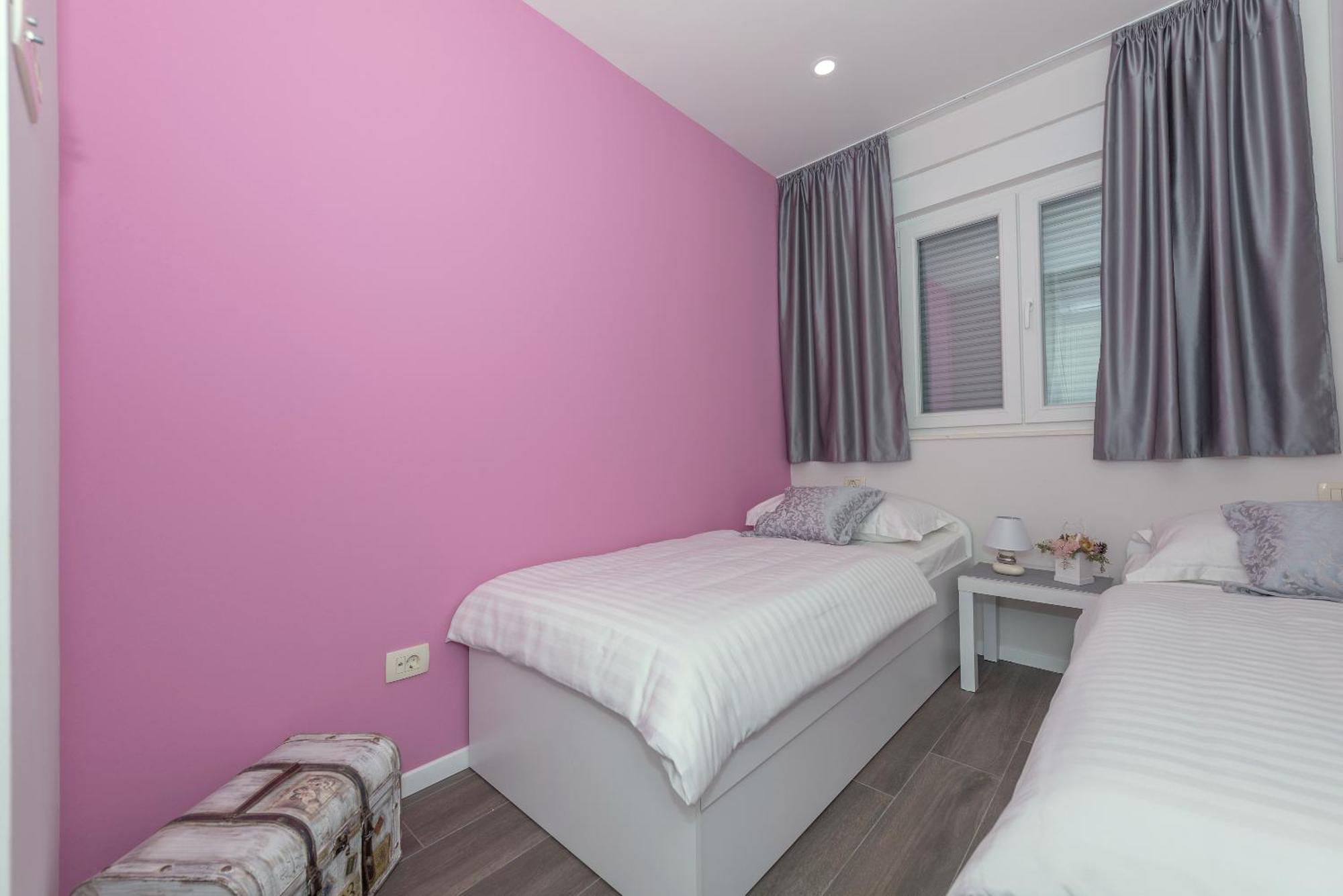 Kati Apartment Макарска Екстериор снимка
