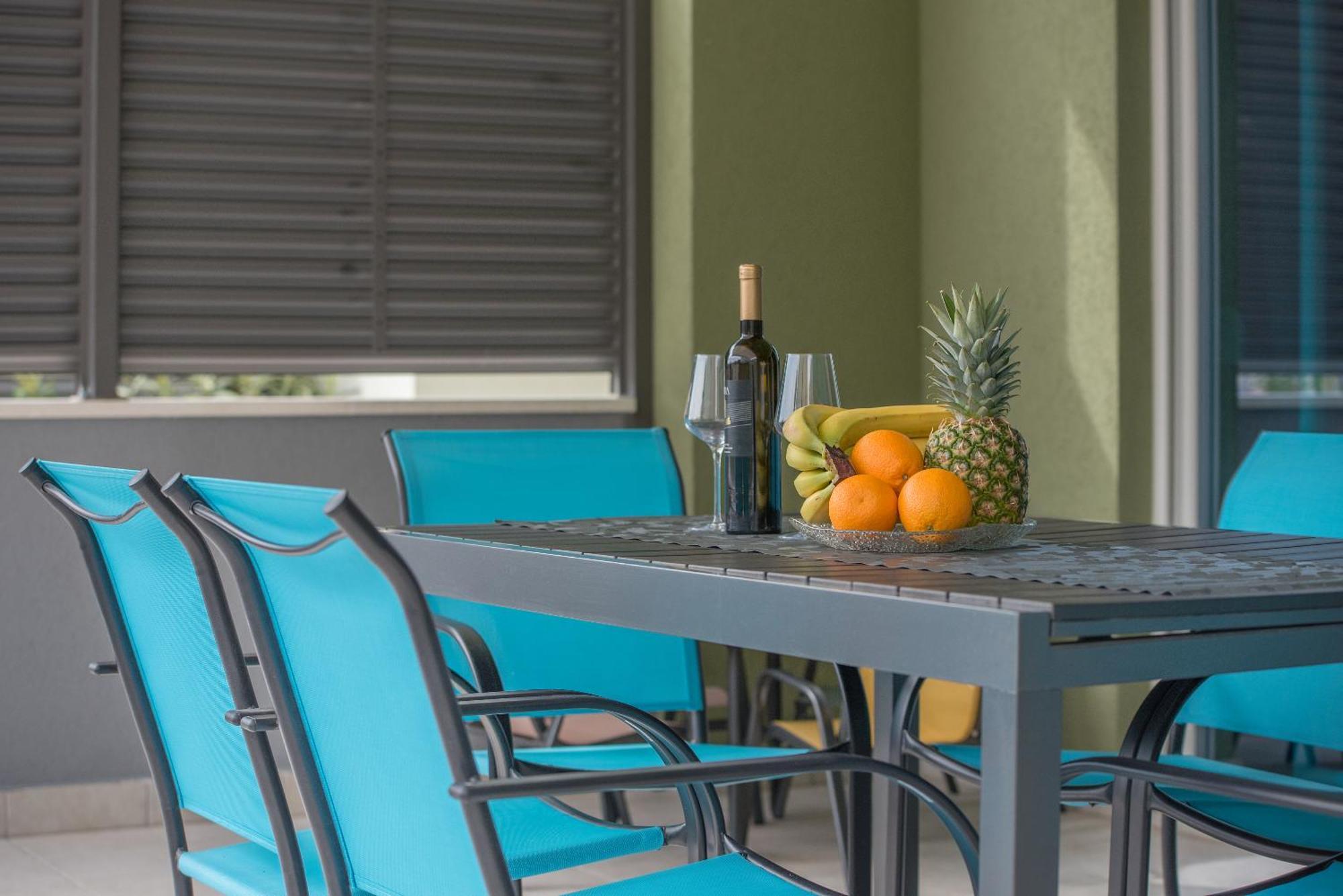 Kati Apartment Макарска Екстериор снимка