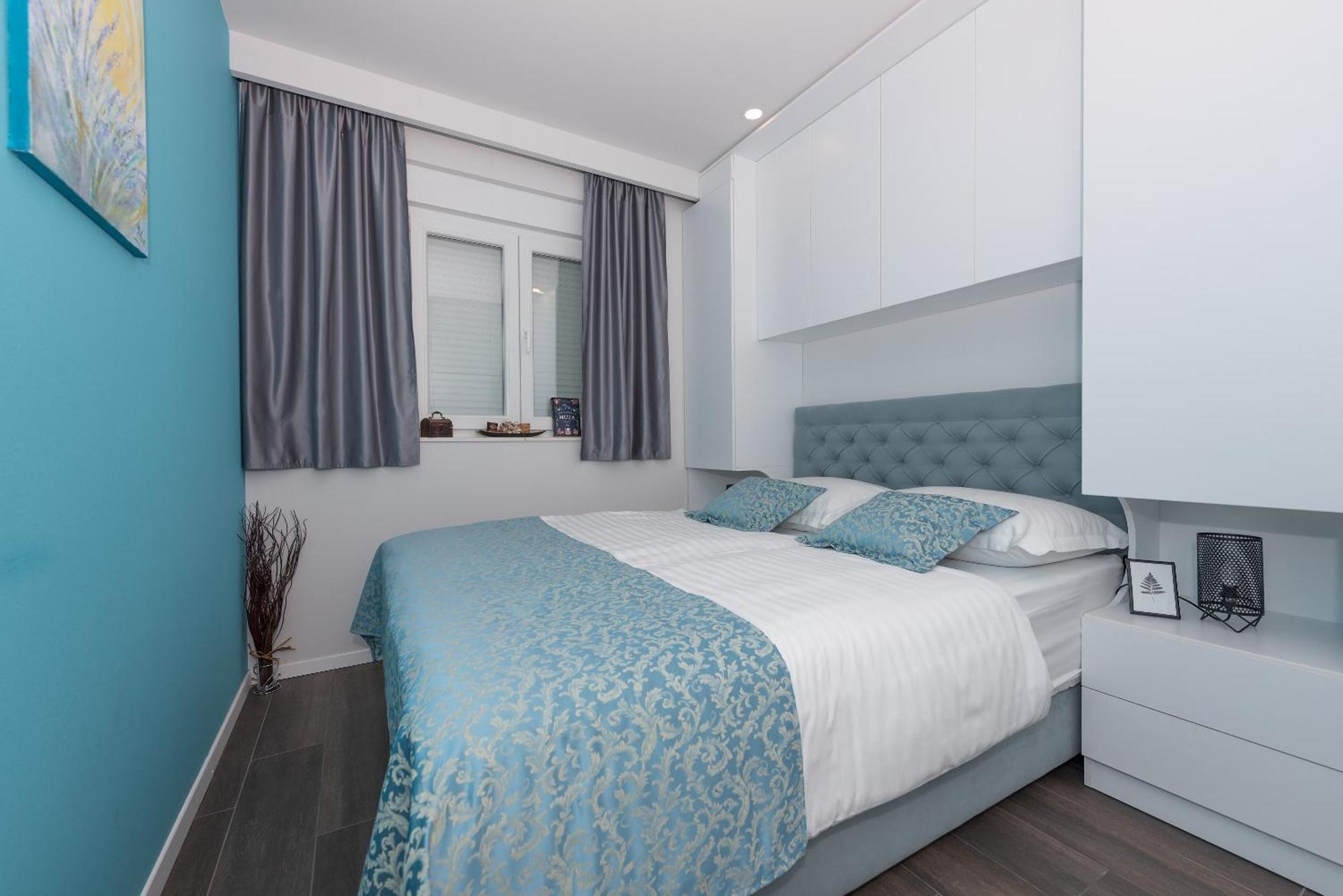 Kati Apartment Макарска Стая снимка