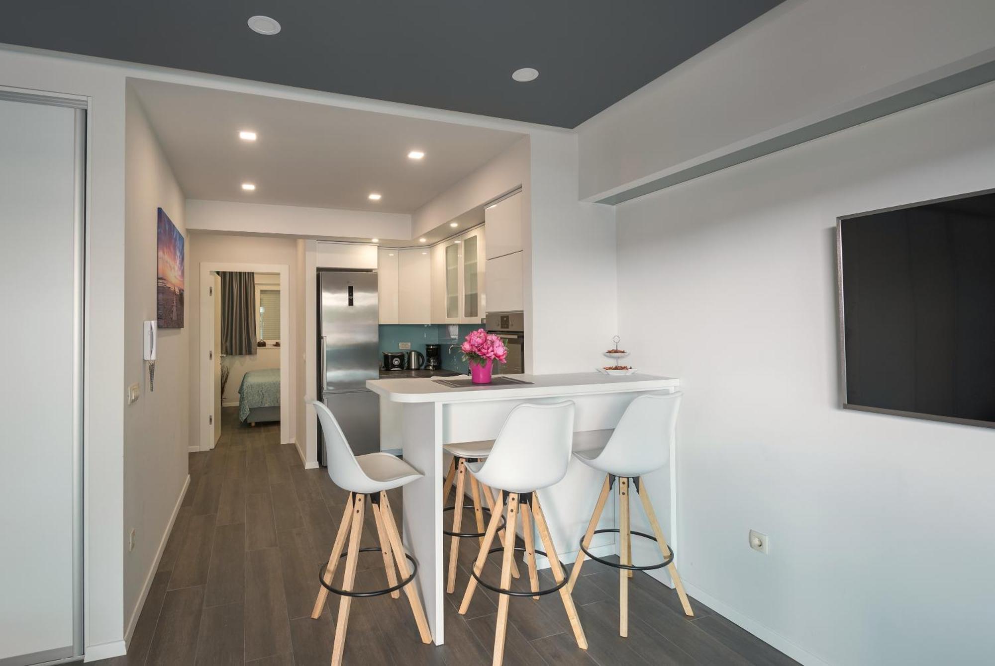 Kati Apartment Макарска Стая снимка